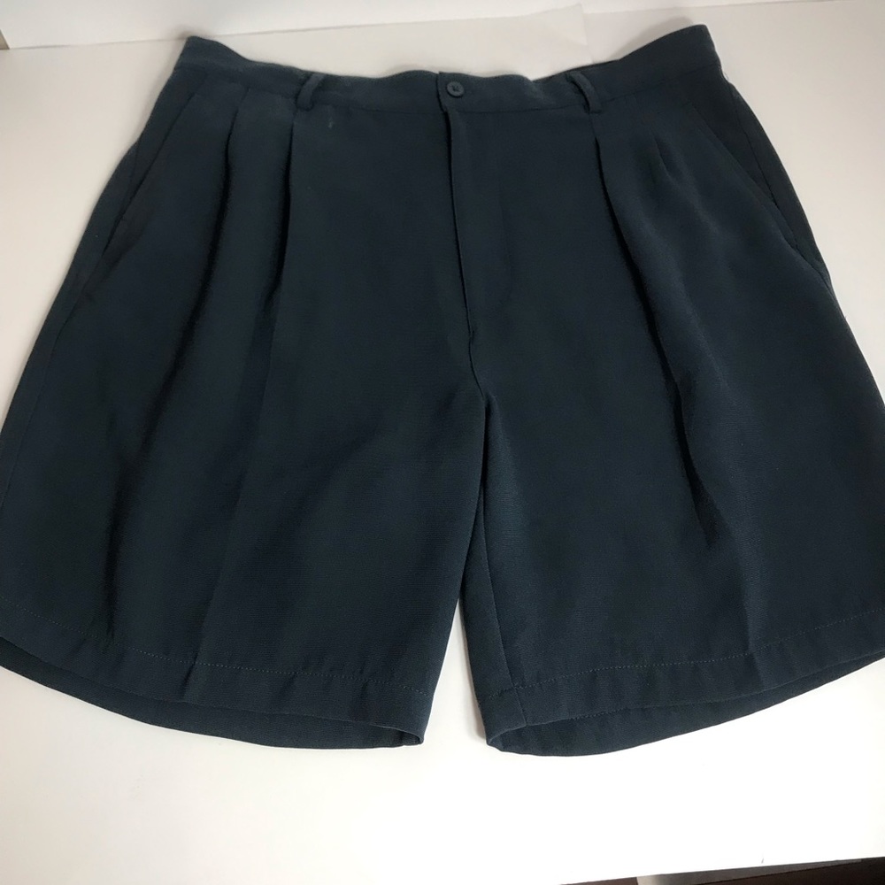 Bobby Chan golf shorts worn once